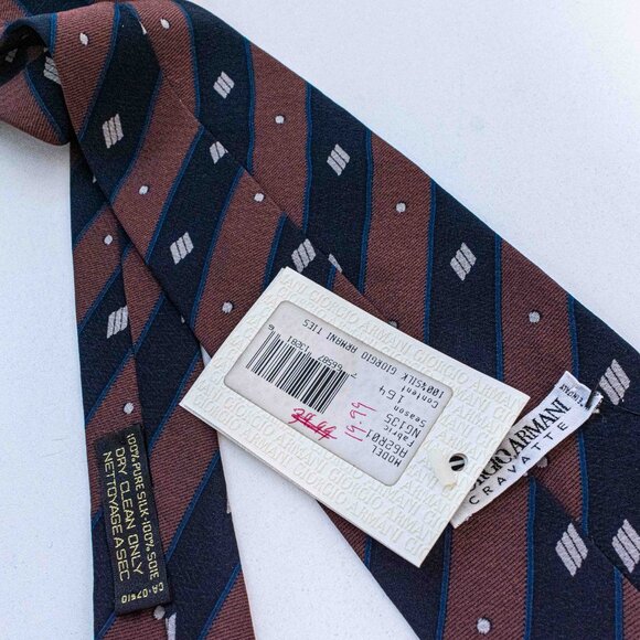 Giorgio Armani Cravatte Tie 100% Silk Made in Italy NWT VTG - Picture 6 of 8